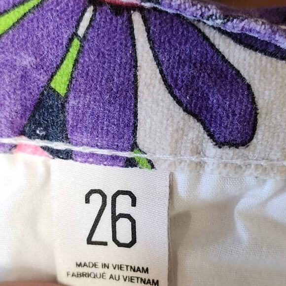 Colorful Floral BDG Jeans, Size 26, Urban Outfitters Vibes, Soft Suede Texture - Picture 8 of 10